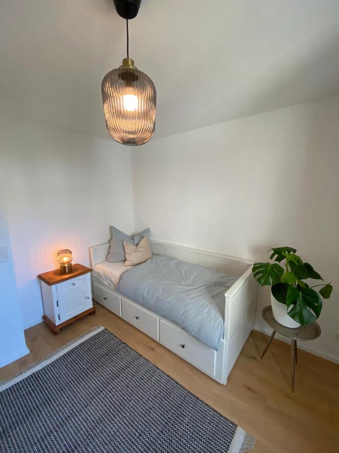 Gemuetliche Wohnung Am Federsee Bad Buchau Buitenkant foto